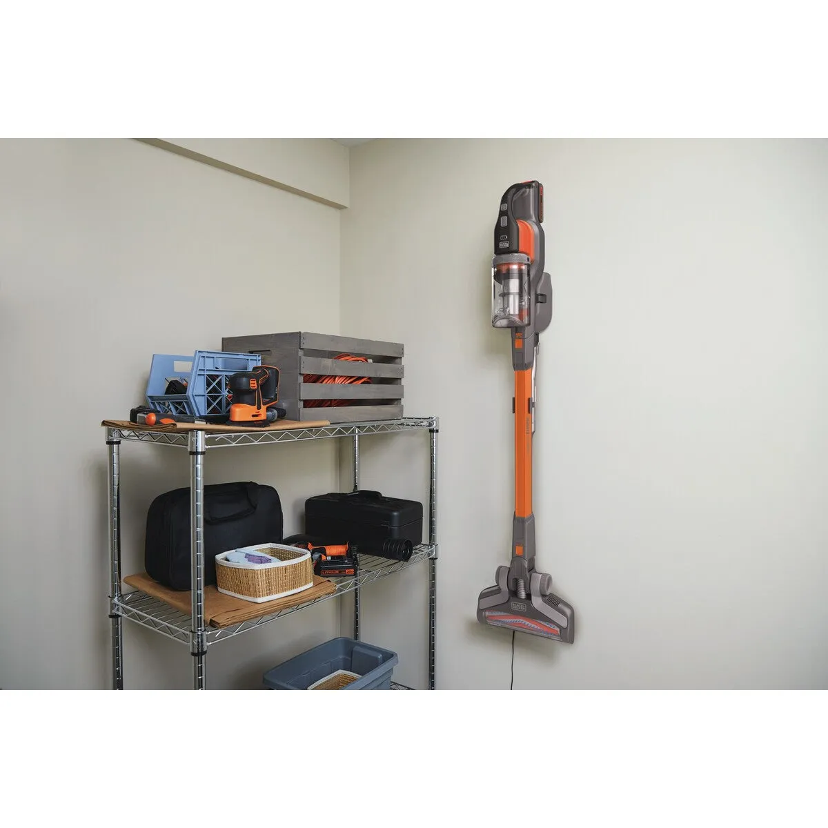 Black & Decker 18V 4-in1 Powerseries Extreme Stick Vacuum - BHFEV182C-XE