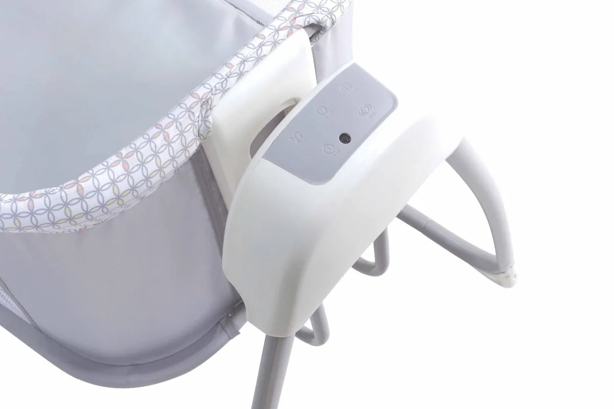 Mastela Deluxe 4 in 1 Bassinet- White