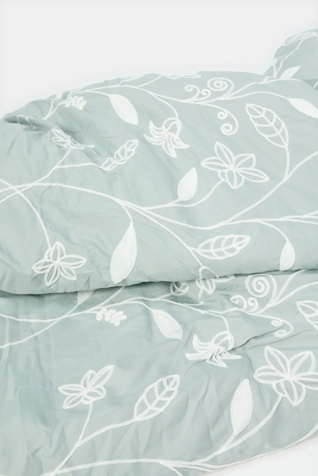 Teal Floral Embroidery Comforter 7 Piece Set (King Size)