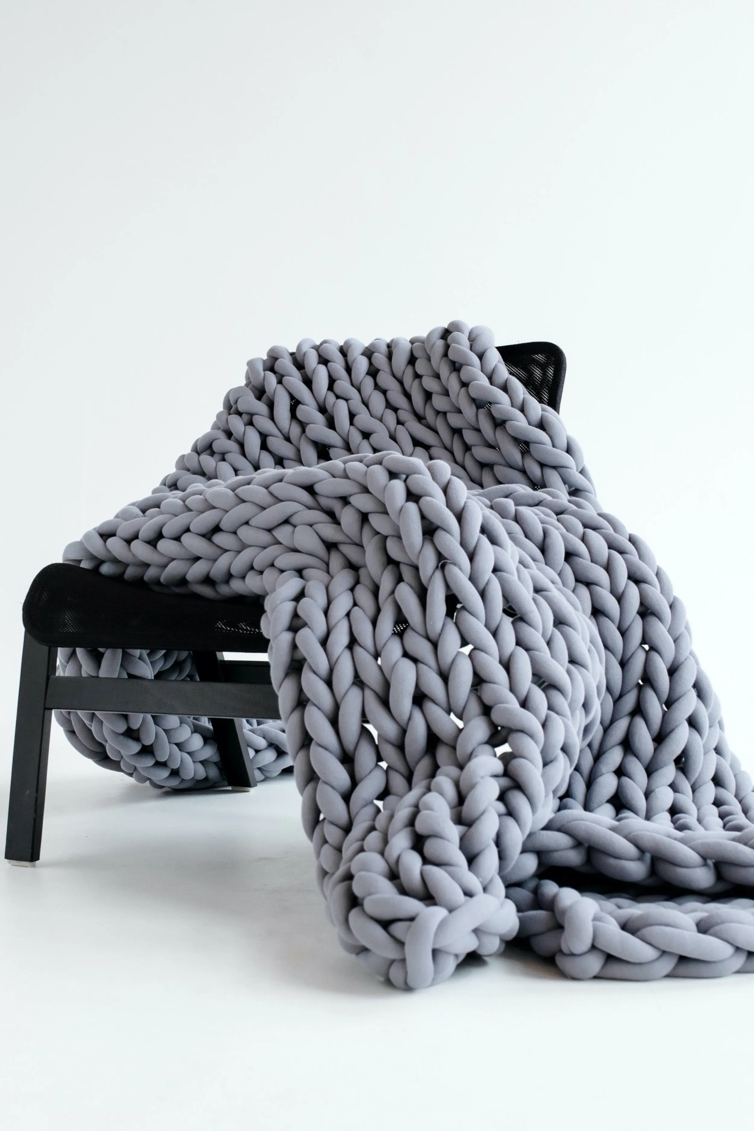 Tube yarn blanket, bed accent blanket 40”x80” (100x200 cm)