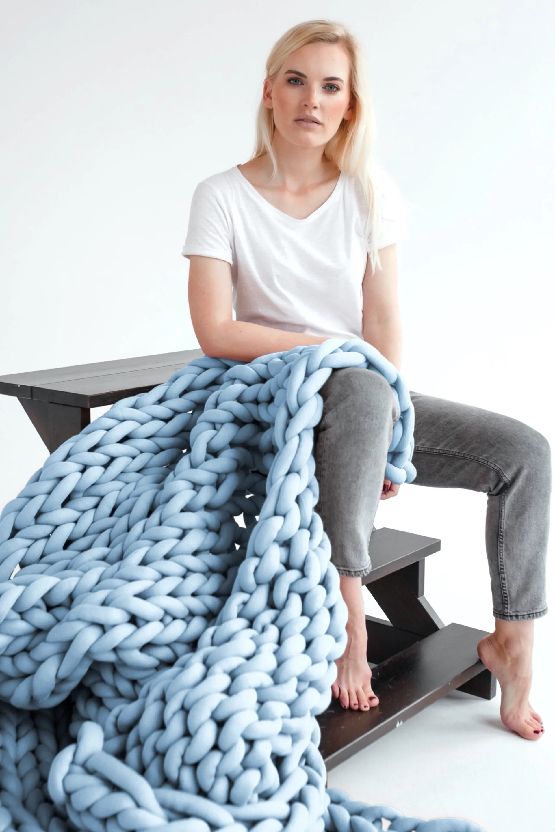 Tube yarn blanket, bed accent blanket 40”x80” (100x200 cm)