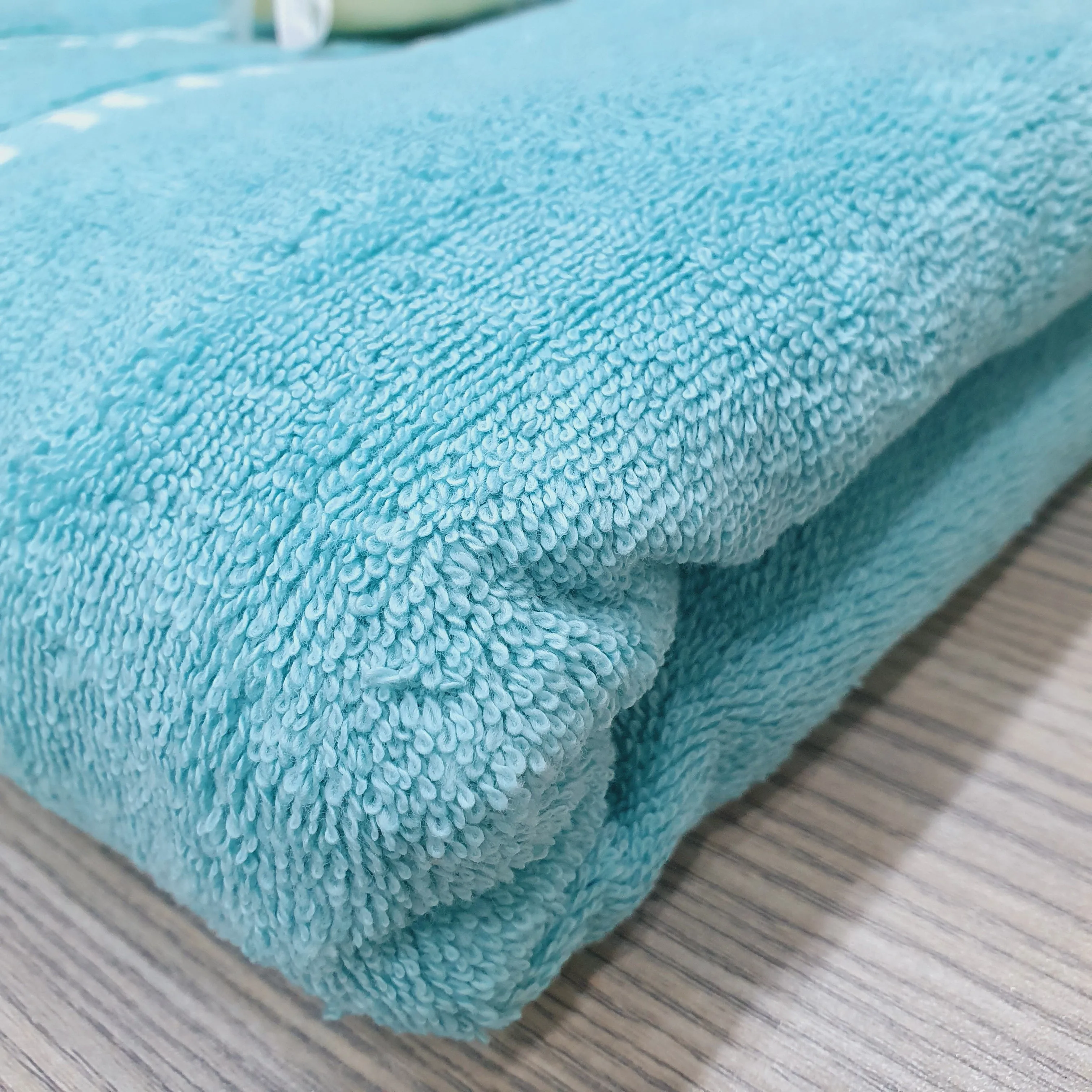 Ultra-Soft Turquoise Export Quality Large Towel